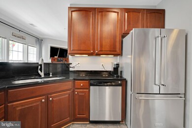 1013 Samantha Ln unit 302, Odenton, MD 21113 - photo 6