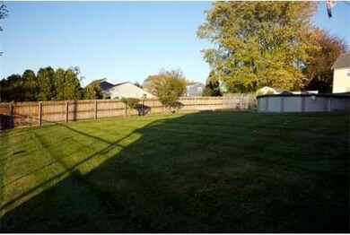 42 Riverview St, Fall River, MA 02724 - photo 4