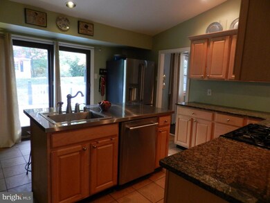 395 Hilltop Rd, Paoli, PA 19301 - photo 3