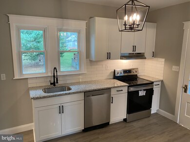 500 W High St, Womelsdorf, PA 19567 - photo 7