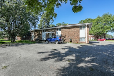 182 Birch Ct, Manteno, IL 60950 - photo 4