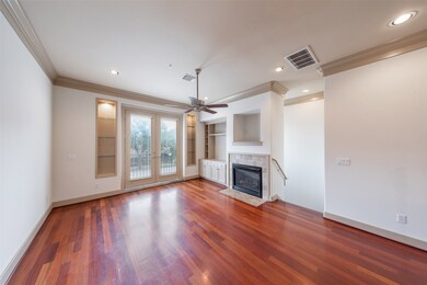 953 Yale St unit E, Houston, TX 77008 - photo 5