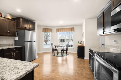 W207N17371 Parkview Dr, Jackson, WI 53037 - photo 6