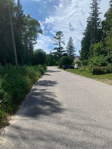 Looking West to Mackinac Trail