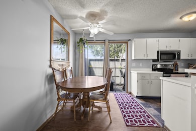 10_dining room 01