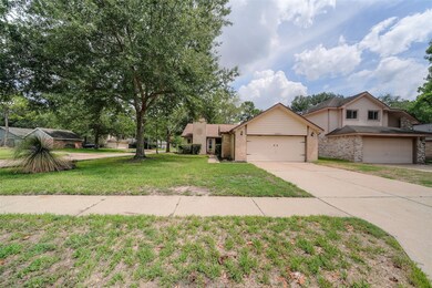 15903 Oak Mountain Dr, Houston, TX 77095 - photo 2