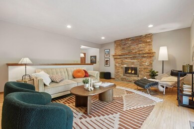 5337 Sequoia Dr, Minnetonka, MN 55345 - photo 4