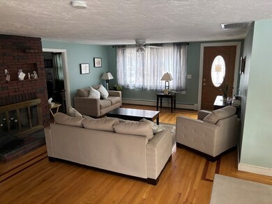 147 Haverhill St, Reading, MA 01867 - photo 2