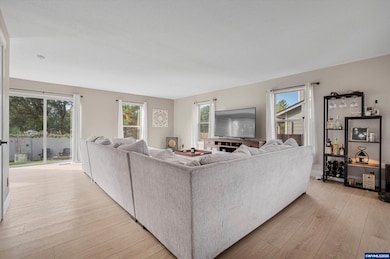 968 Salamander Rd SE, Jefferson, OR 97352 - photo 4