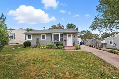 2109 N Michigan Ave, Davenport, IA 52804 - photo 2