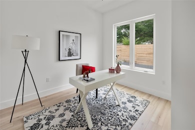 106 W Croslin St unit 1, Austin, TX 78752 - photo 7