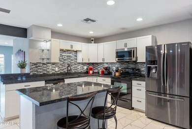 9826 N 37th Ave-9
