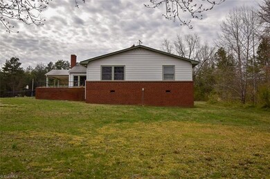 2302 Lewis Thomas Rd, Asheboro, NC 27205 - photo 4