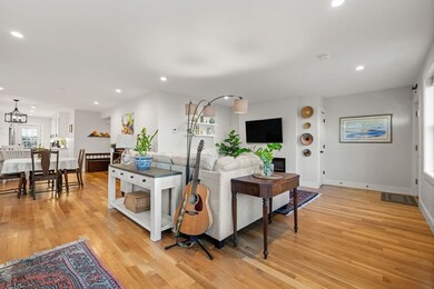 55 Woodlawn St unit 1, Jamaica Plain, MA 02130 - photo 4