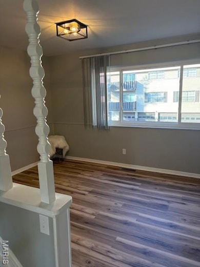 837 Wendevy Ct unit 11A, Ballwin, MO 63011 - photo 5