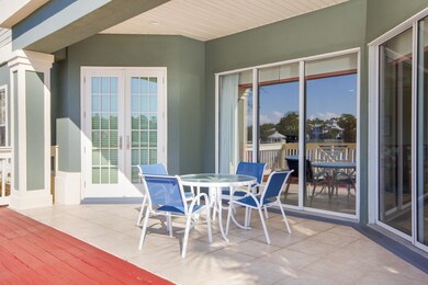 Covered Patio (2)