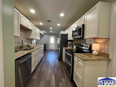 16 E Gateway Dr, Terre Haute, IN 47802 - photo 5