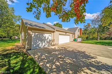 1166 Sherman St, Geneva, OH 44041 - photo 4