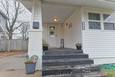 930 S 34th St, South Bend, IN 46615 - photo 3