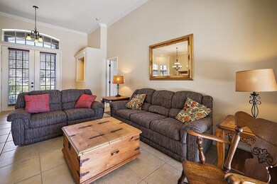 Living Room - Entrance
