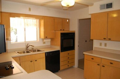 6 Kitchen
