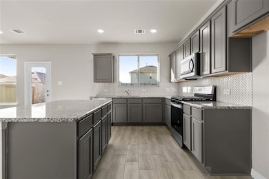  Granite Countertops and Ceramic Tile Backsplash