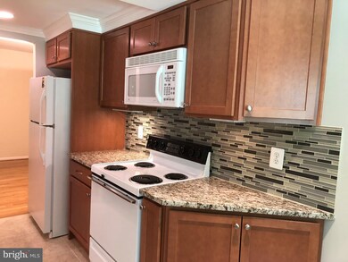 9170 Lambskin Ln, Columbia, MD 21045 - photo 3