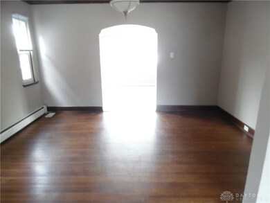 1924 Burbank Dr, Dayton, OH 45406 - photo 6
