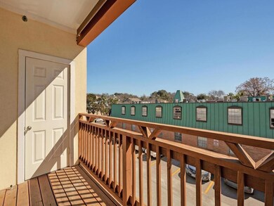 305 E 31st St unit 5, Austin, TX 78705 - photo 3