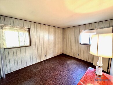 4128 Macauley Ct, Toledo, OH 43607 - photo 6