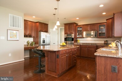 43184 Longfeather Way, Ashburn, VA 20148 - photo 7