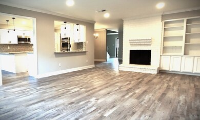 14289 Lost Meadow Ln, Houston, TX 77079 - photo 4