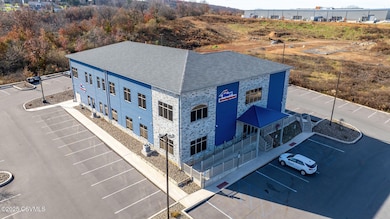 1033 Alliance Park Dr, Bloomsburg, PA 17815 - photo 2