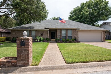8536 Neil Ct, North Richland Hills, TX 76182 - photo 2