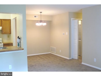 2705A Yarmouth Ln unit 2705, Mount Laurel, NJ 08054 - photo 4