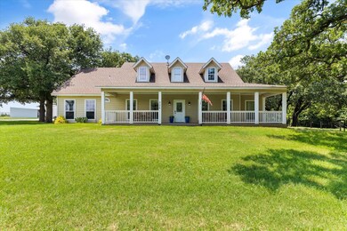 724 Conveyor Dr, Joshua, TX 76058 - photo 2