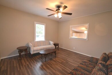 426 W Court St, Burgin, KY 40310 - photo 3