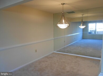 7423 Rokeby Dr unit 10-2, Manassas, VA 20109 - photo 4
