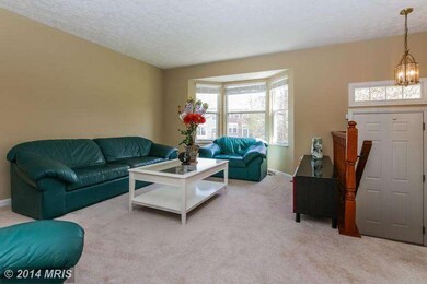 3705 Mazewood Ln, Fairfax, VA 22033 - photo 3