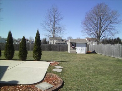 7244 Norman Rd, North Tonawanda, NY 14120 - photo 3