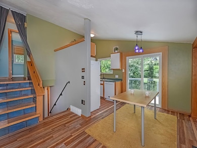 Dining Rm