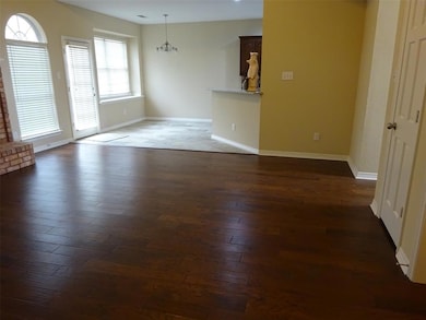 2745 Crystal Glenn Cir, Hurst, TX 76054 - photo 6