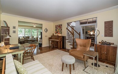 Everyone loves an Open Floor Plan and this home wi
