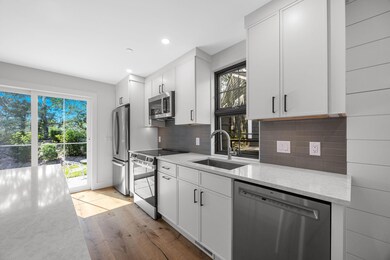 50 Nelson Ave unit 8, Provincetown, MA 02657 - photo 4