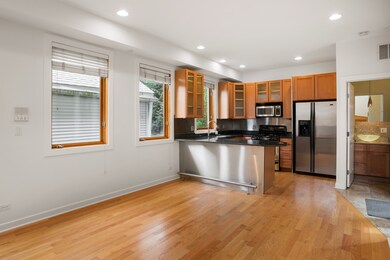 921 N Honore St unit C, Chicago, IL 60622 - photo 5