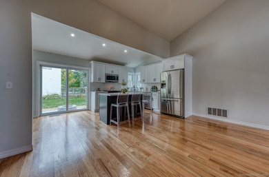 52 Charis Rd, Manchester, CT 06042 - photo 5