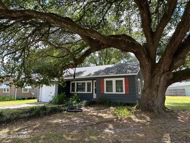 369 Hilltop Cir, New Iberia, LA 70563 - photo 4