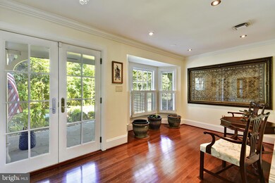 7108 Park Terrace Dr, Alexandria, VA 22307 - photo 3