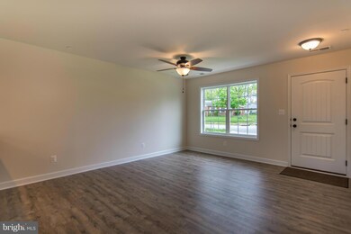 1028 Fitzallen Rd, Glen Burnie, MD 21060 - photo 4