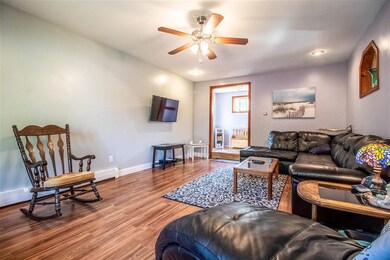 30 Dodge St, Rochester, NH 03867 - photo 6